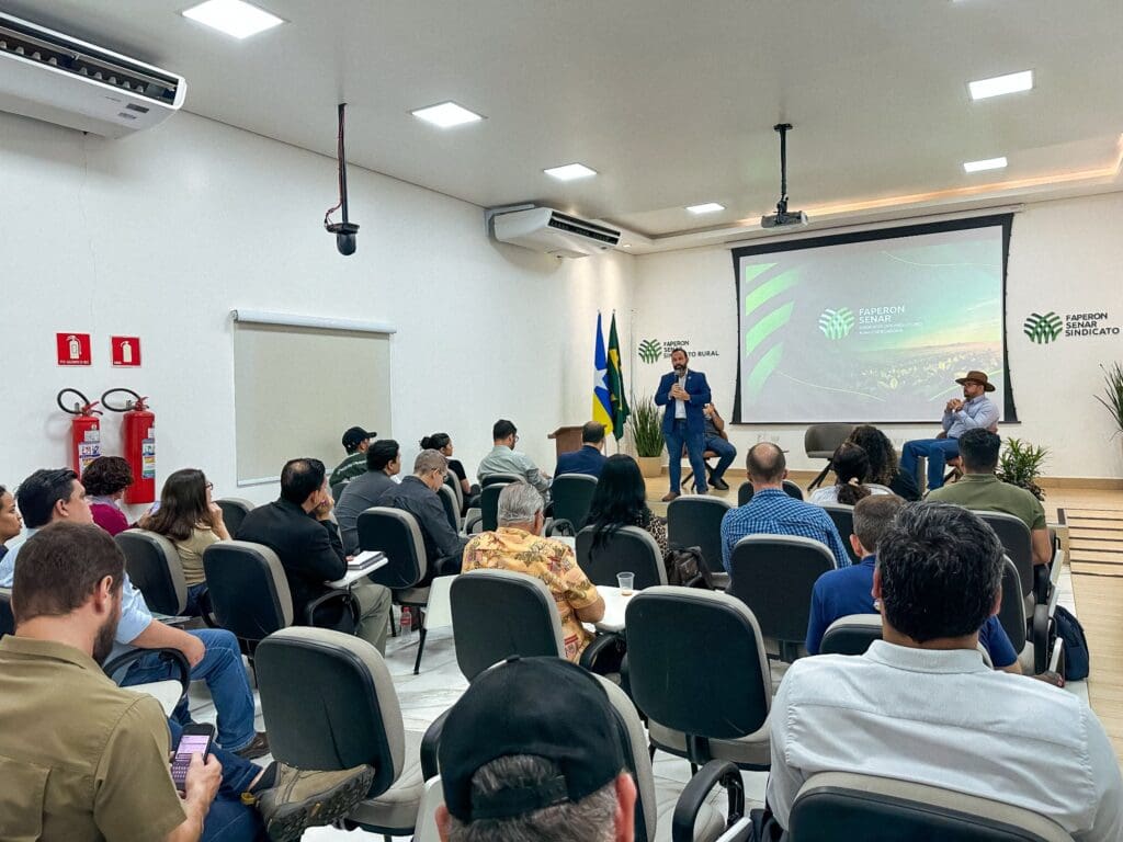 APÓS CICLO NA APRON, DHIONY AMPLIA ATUAÇÃO NO AGRONEGÓCIO